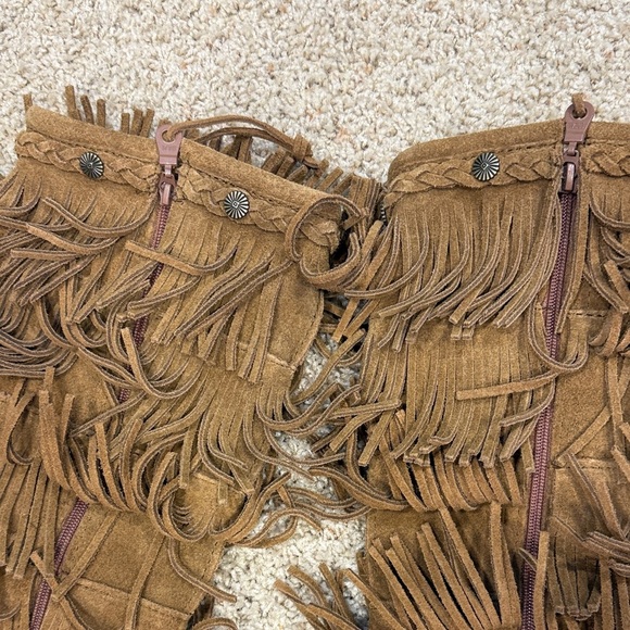 Minnetonka Women Leather 5-Layer Fringe Brown Moccasin Boots, Sz 7, NWOT - Picture 6 of 11
